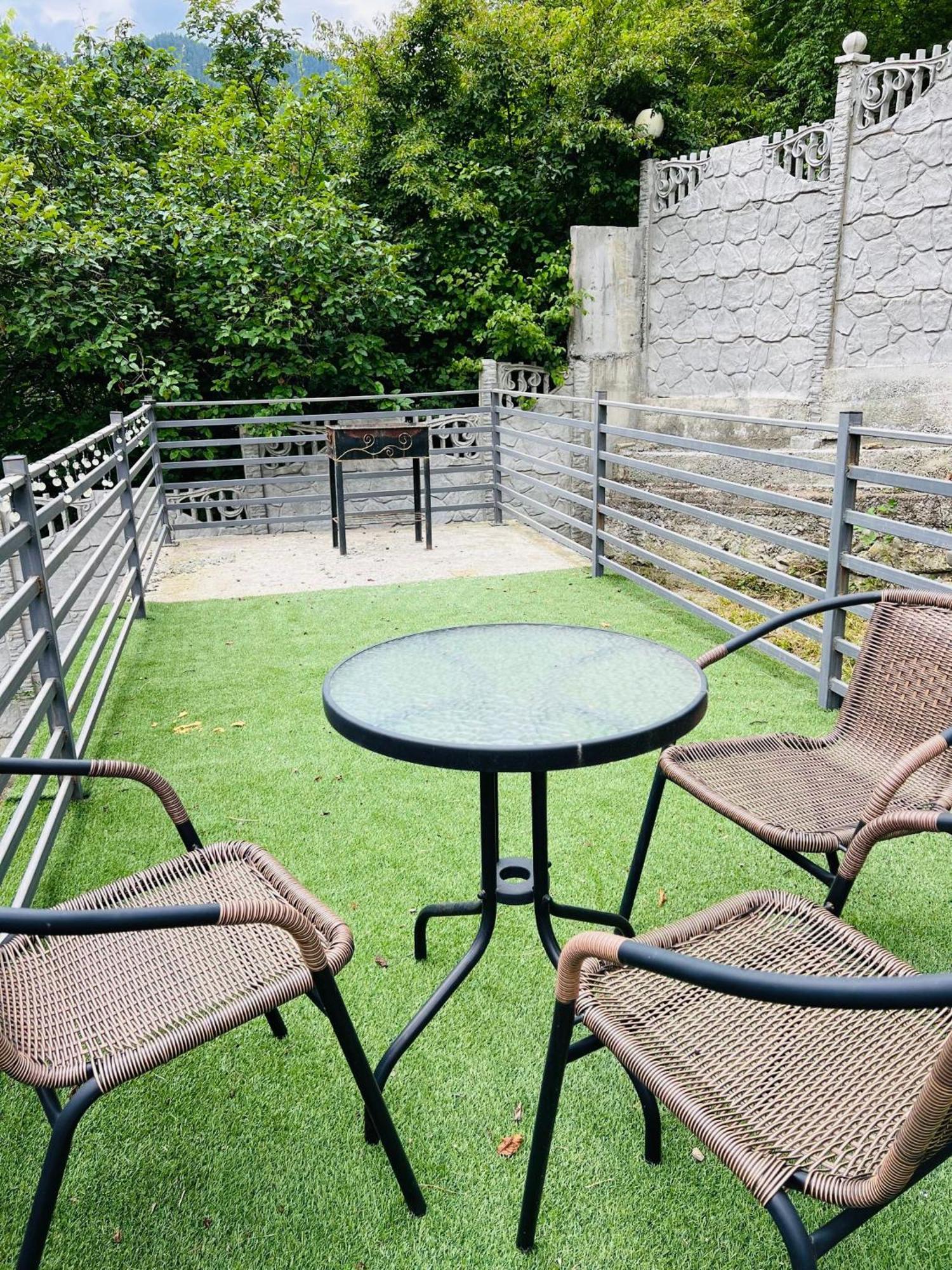 Serenity Likani Villa Hotel Bordzjomi Buitenkant foto